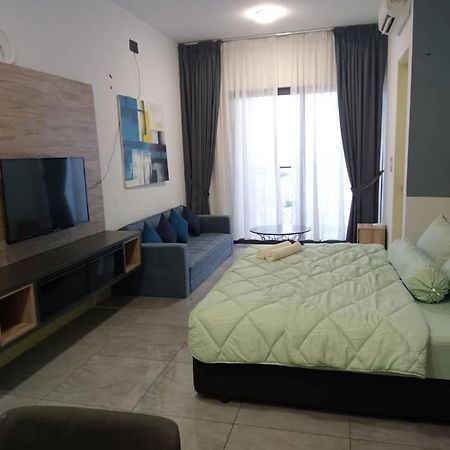 Homestay Shah Rizki At Imperio With Swimming Pool Muslim Friendly Malacca Luaran gambar
